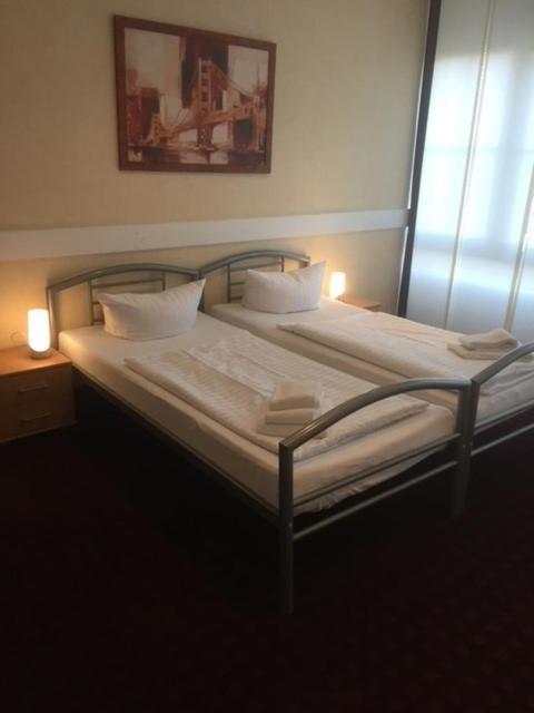 Wh Monteurhotel Papenburg Nord Exterior foto
